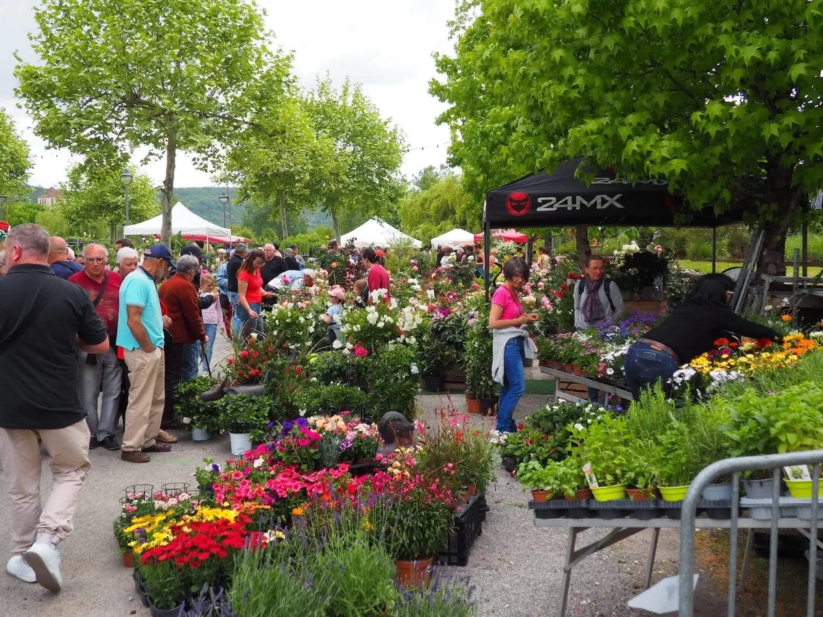 Caillac weekly market in Quercy France