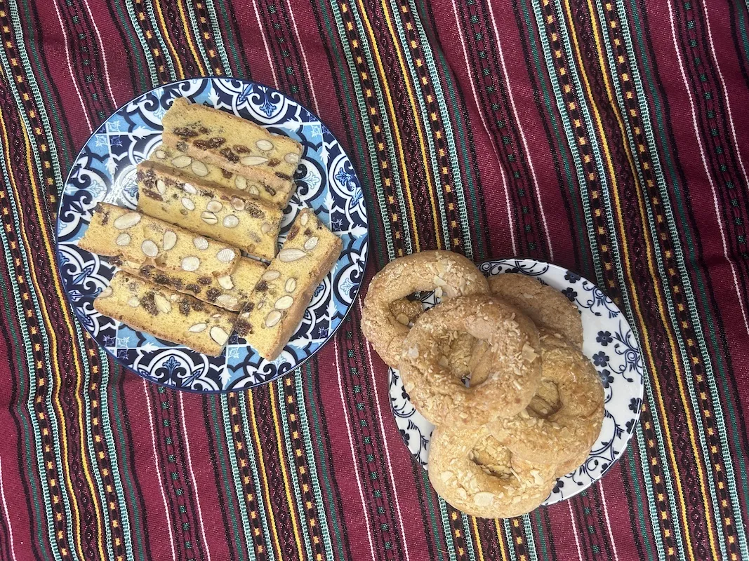 Cretan Hard Biscuits