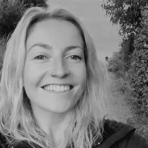 Ellie Tijou The Slow Cyclist