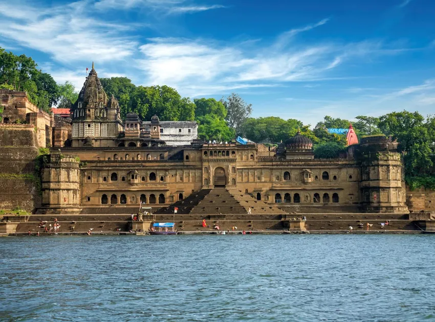 Maheshwar Fort on the banks of the Narmada River, Madhya Pradesh