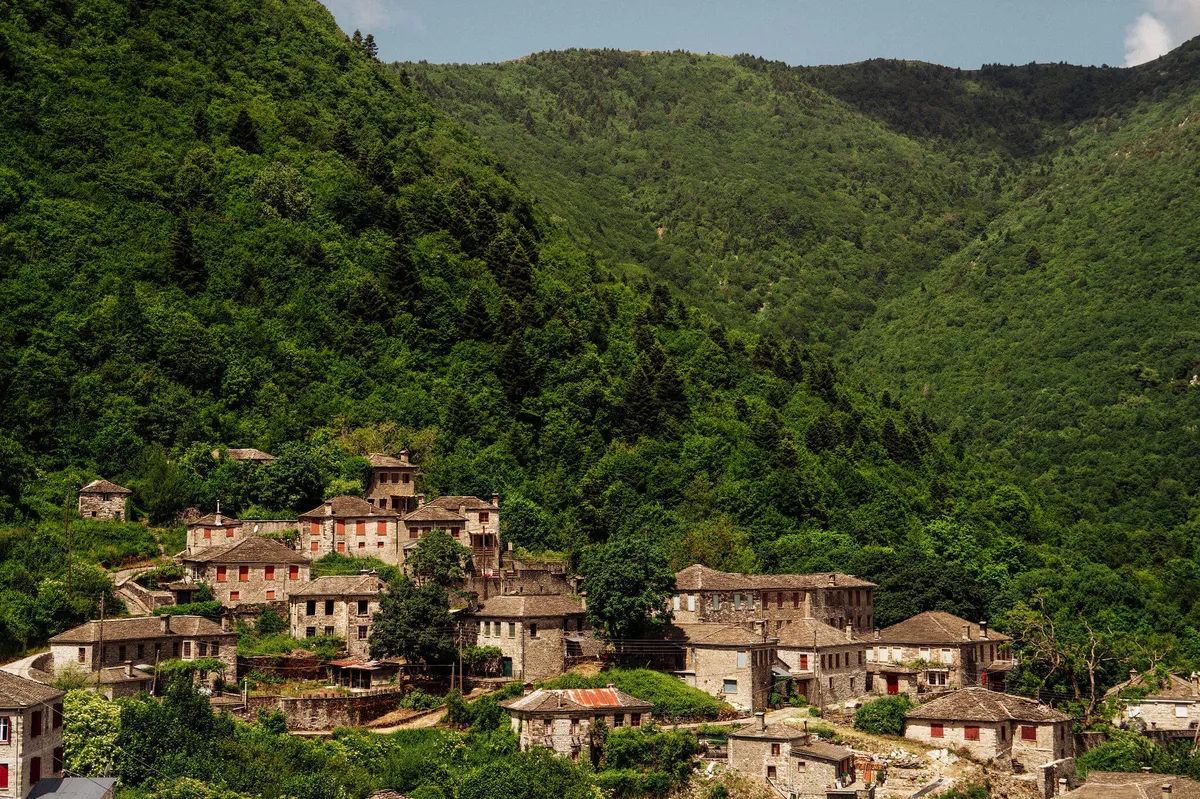 Stone-village-in-the-mountains-of-Zagori-Greece-visited-by-Slow-Cyclists